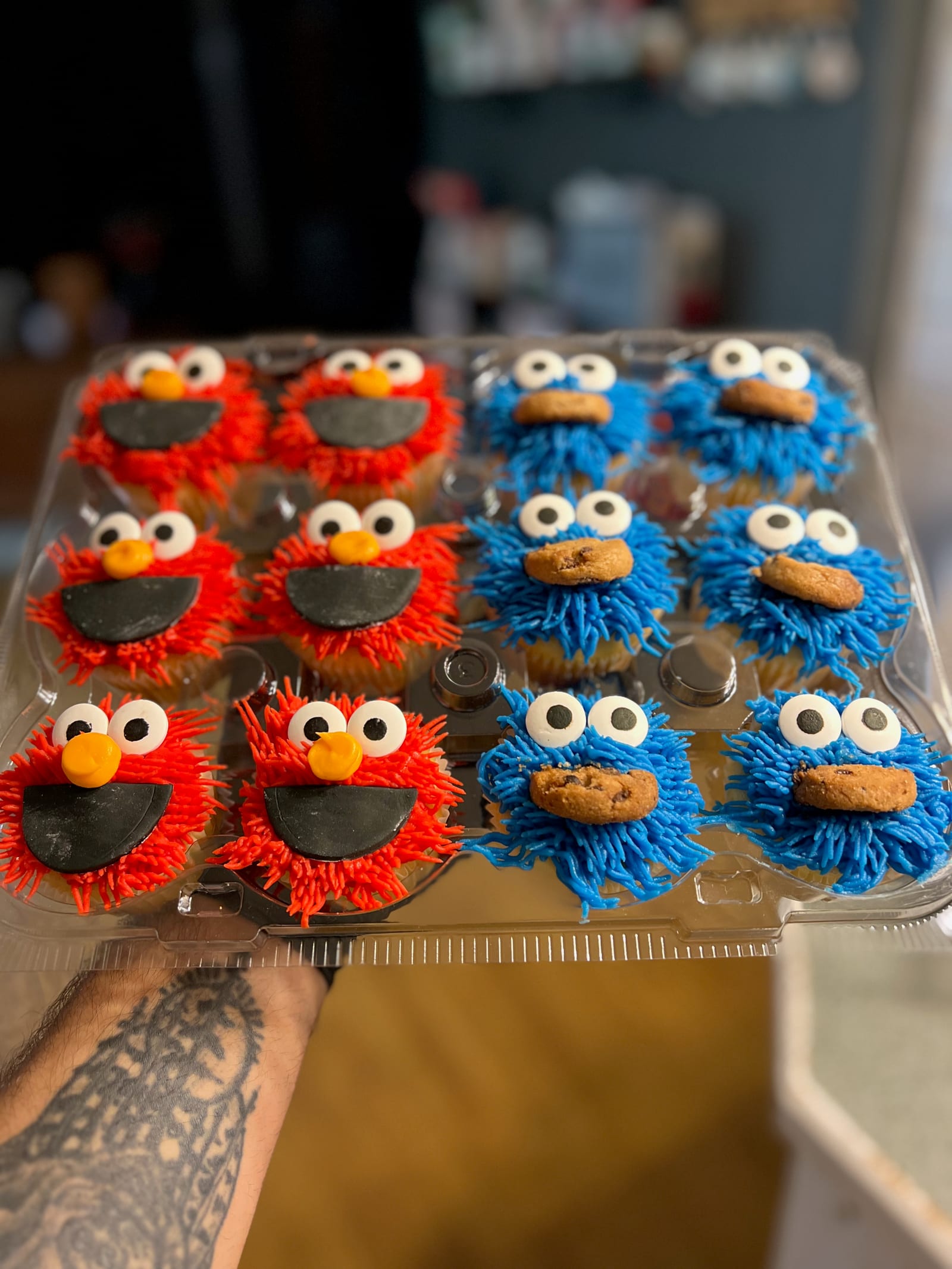Elmo Cookie Monster Cupcakes
